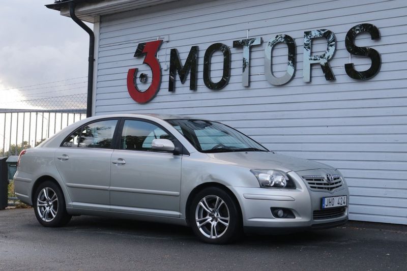 Toyota Avensis bild 18