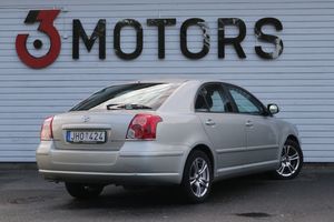 Toyota Avensis bild 5