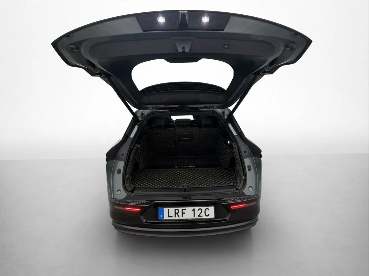 Vehicle image 30