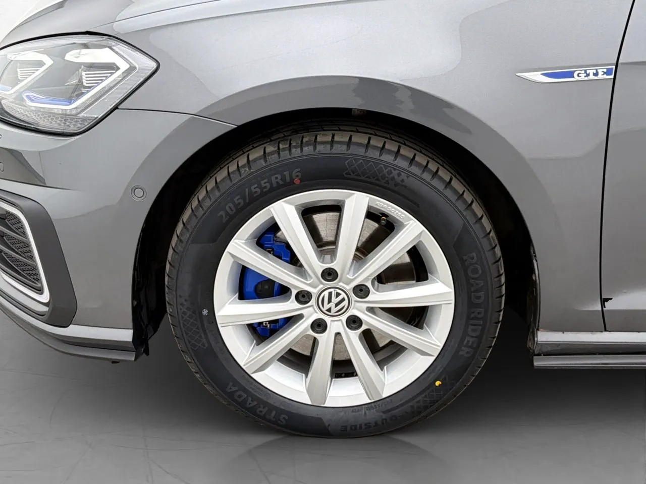 Vehicle image 31