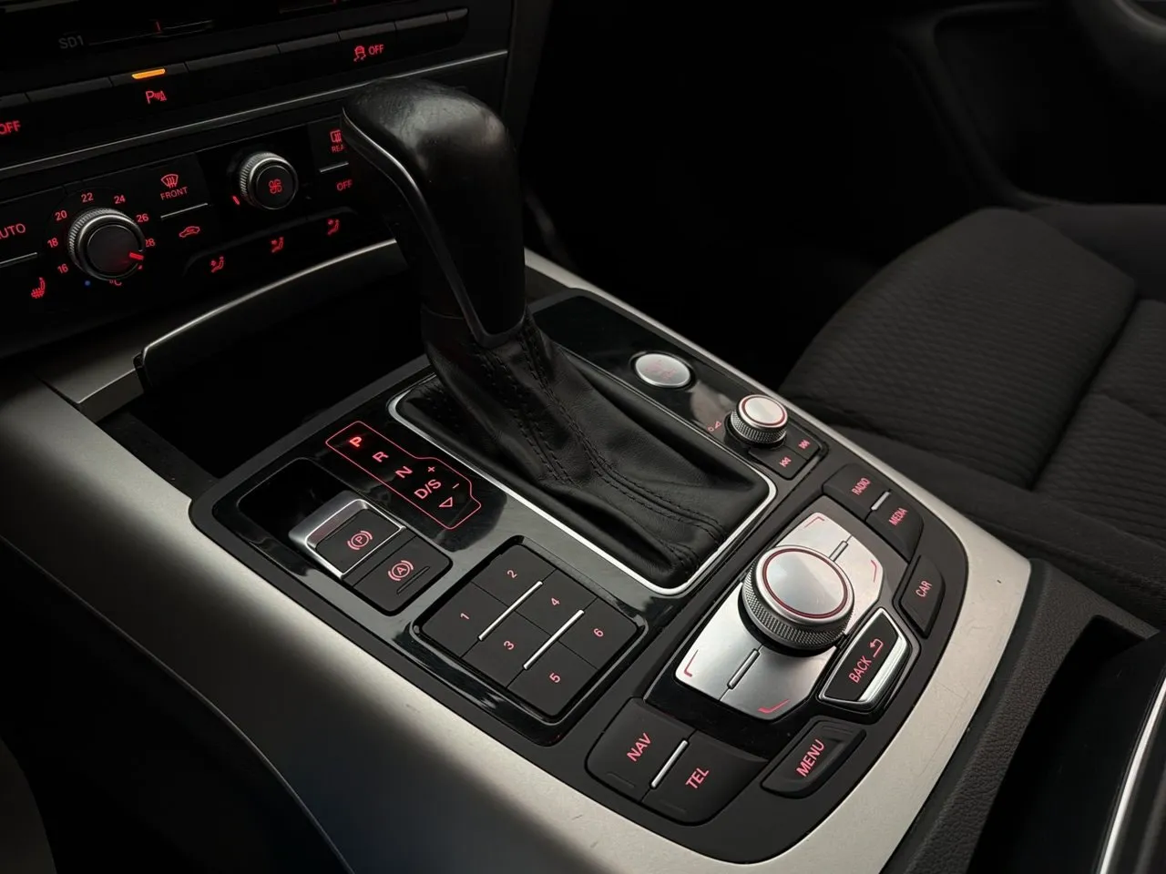 Vehicle image 23