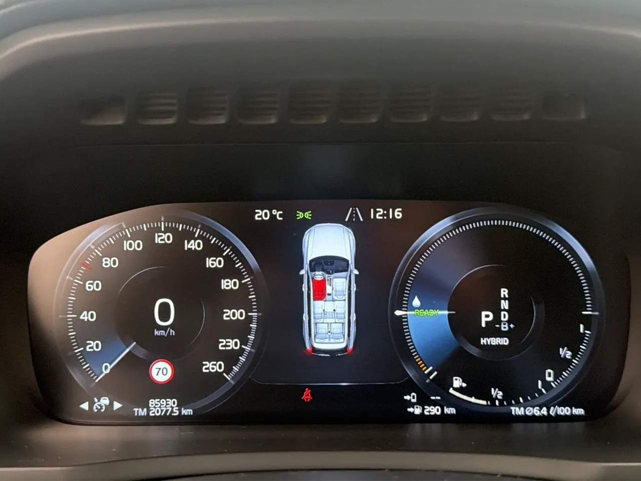 Vehicle image 18