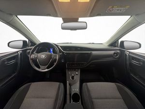 Toyota Auris bild 12