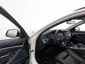 BMW 520 bild 21