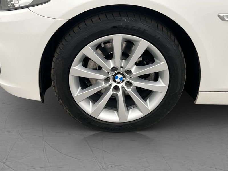 BMW 520 bild 10