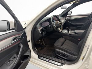 BMW 530 bild 19