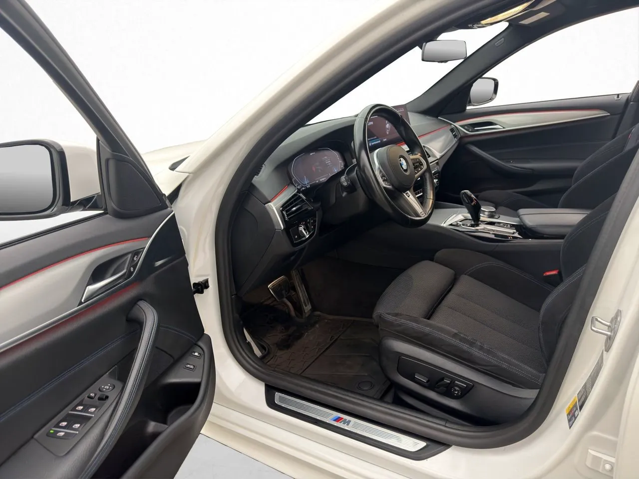 Vehicle image 18