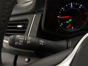 Renault Trafic bild 17