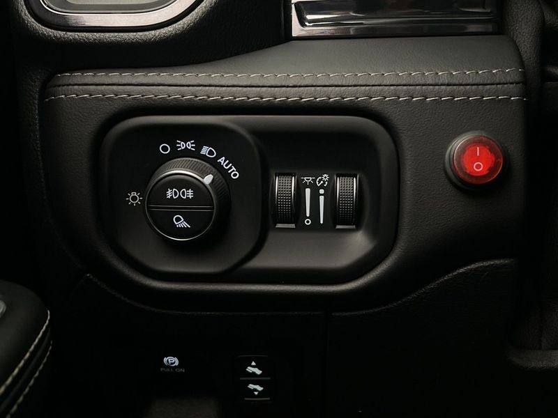 Dodge Ram bild 19