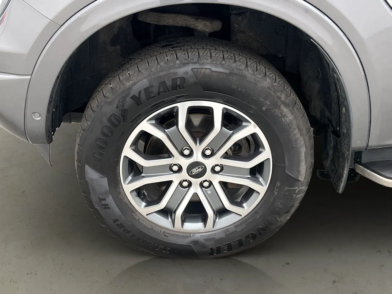 Vehicle image 31