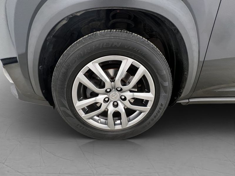 Lexus NX bild 33
