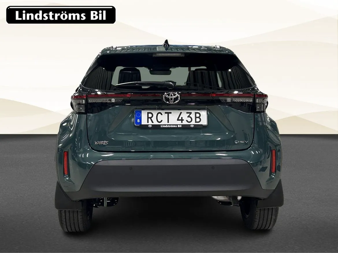 Vehicle image 7