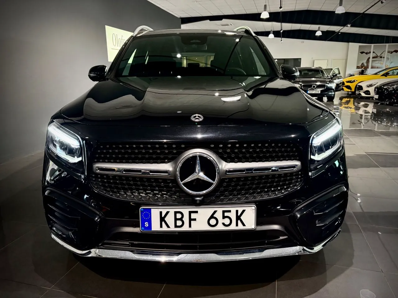 Vehicle image 22