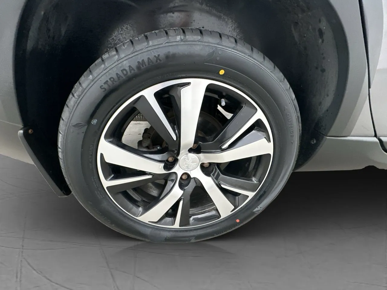 Vehicle image 31
