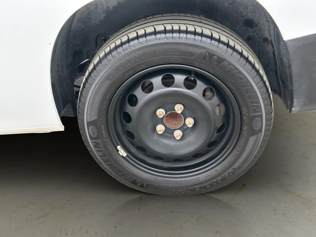 Vehicle image 31