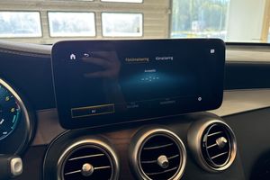 Mercedes GLC300 bild 13