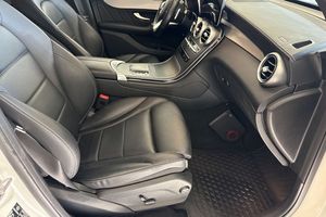 Mercedes GLC300 bild 14