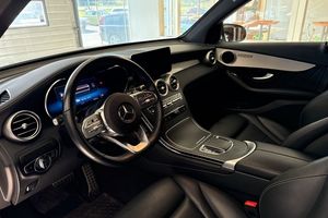 Mercedes GLC300 bild 7