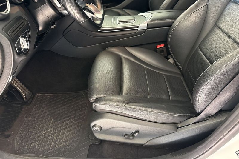 Mercedes GLC300 bild 9