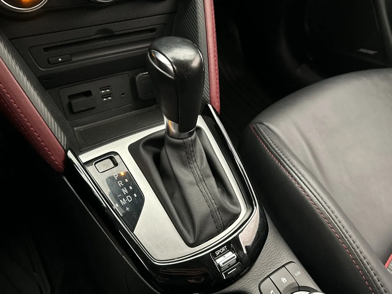 Vehicle image 25