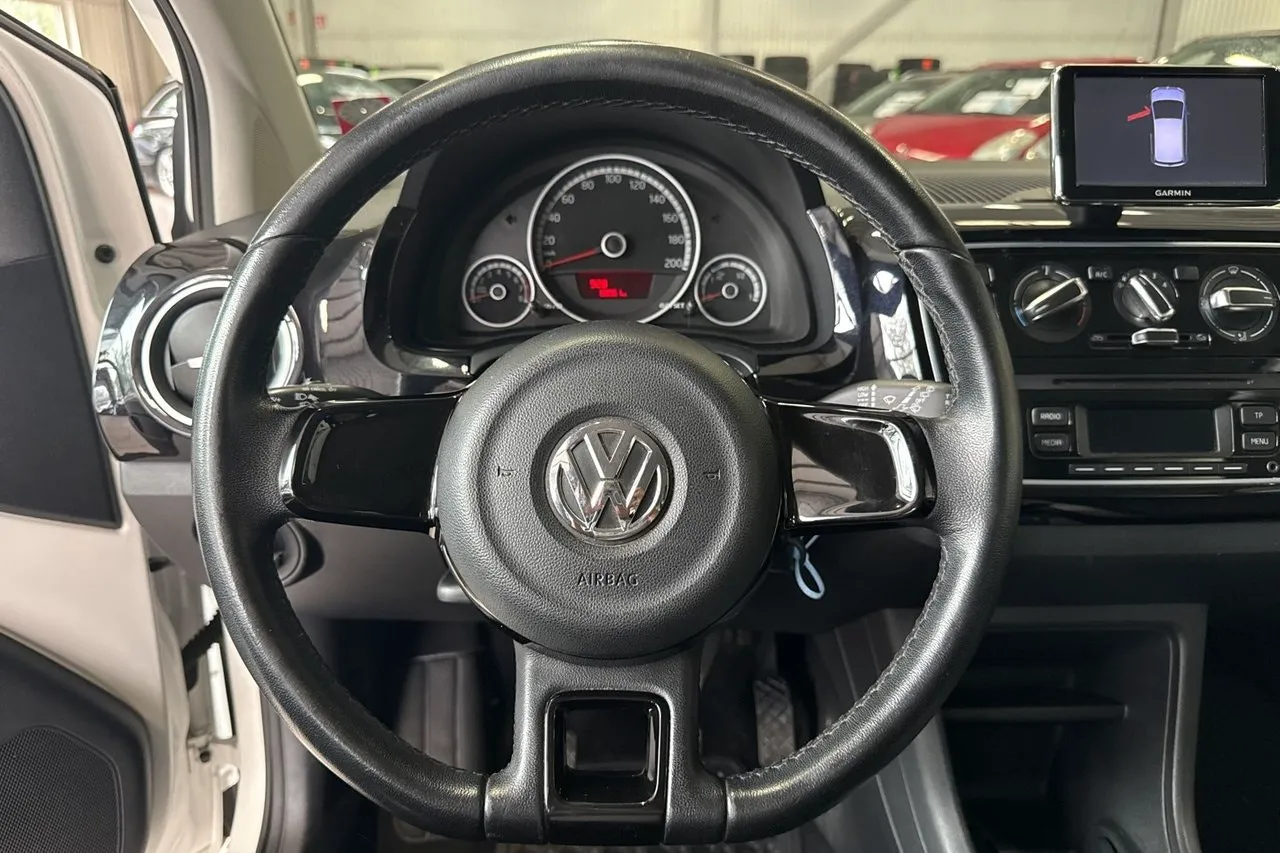 Vehicle image 21