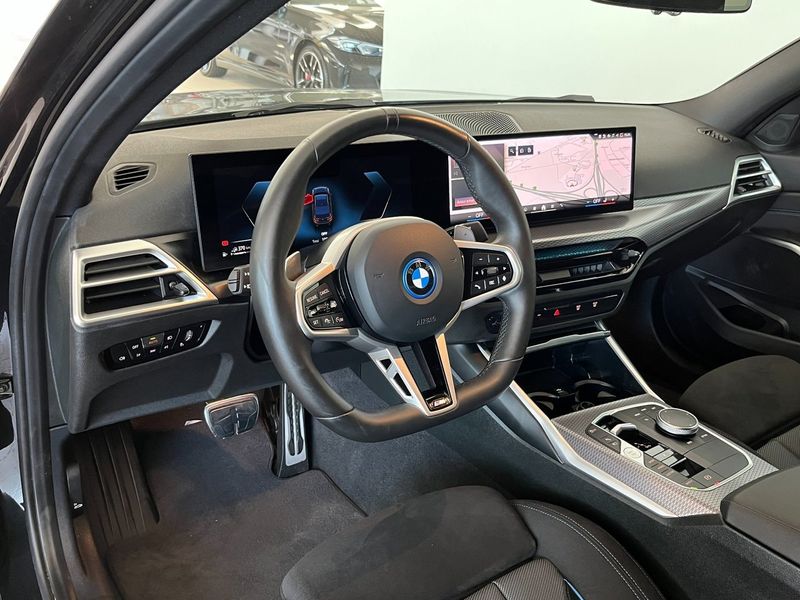 BMW 330 bild 5