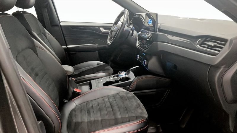 Ford Kuga bild 3