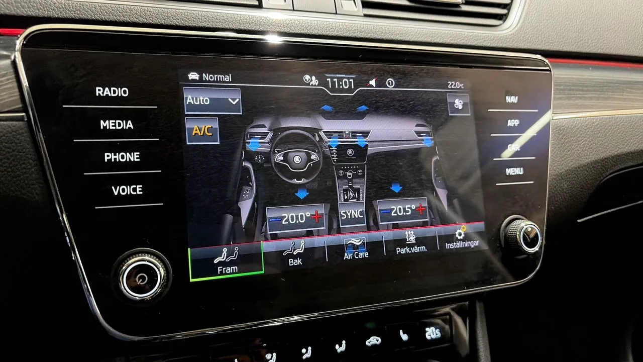 Vehicle image 20