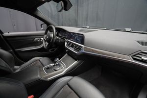 BMW 320 bild 11