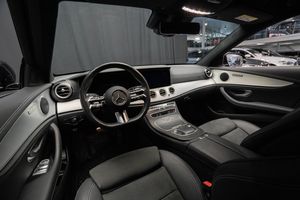Mercedes E300 bild 10