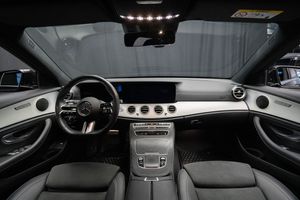 Mercedes E300 bild 13
