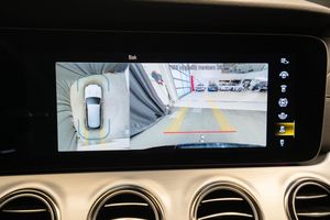 Mercedes E300 bild 12
