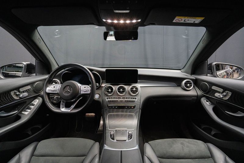 Mercedes GLC300 bild 15