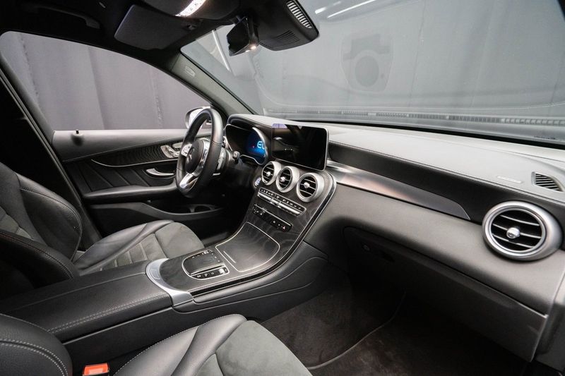 Mercedes GLC300 bild 14