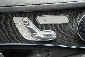Mercedes GLC300 bild 12