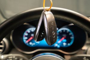 Mercedes GLC300 bild 21