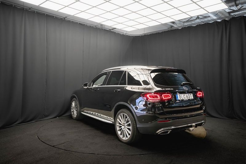Mercedes GLC300 bild 9