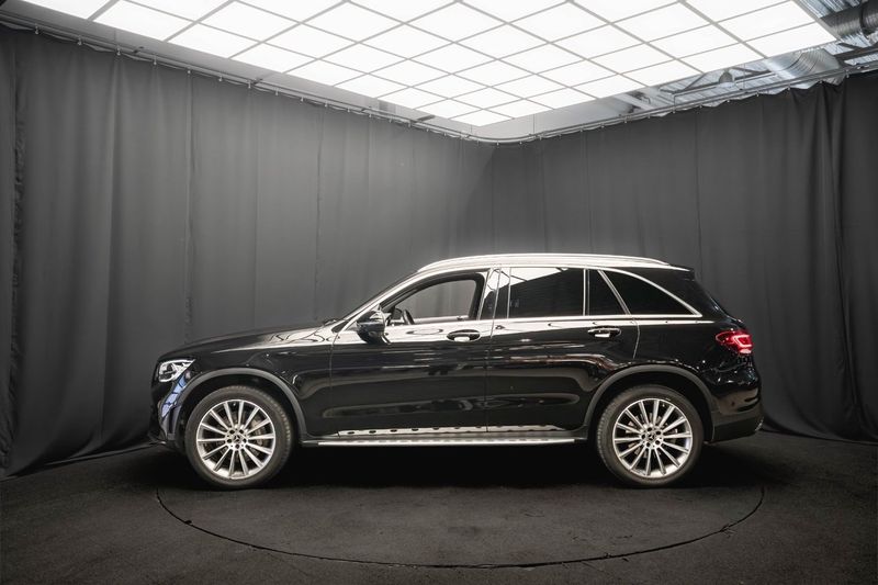 Mercedes GLC300 bild 10