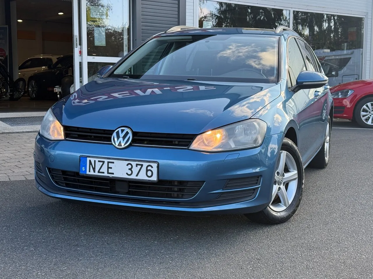 Vehicle image 1