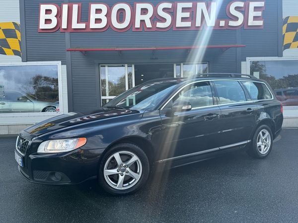 Volvo V70 2.4D Business Momentum - 2010