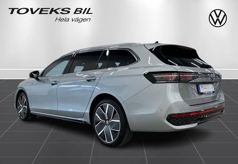 Volkswagen Passat bild 3