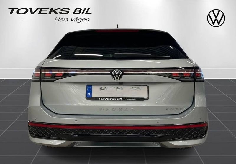 Volkswagen Passat bild 4