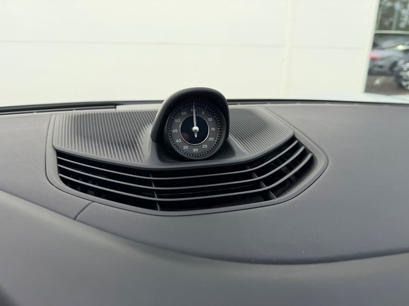 Porsche Taycan bild 12
