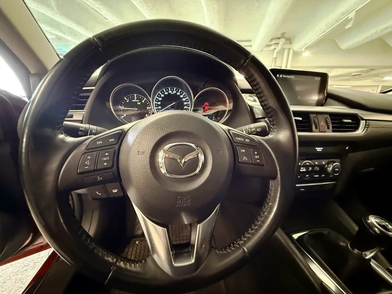 Vehicle image 12