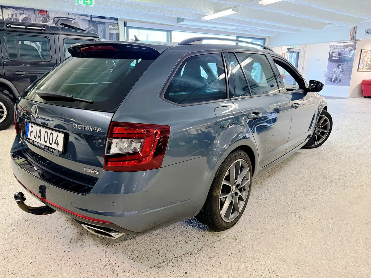 Vehicle image 2