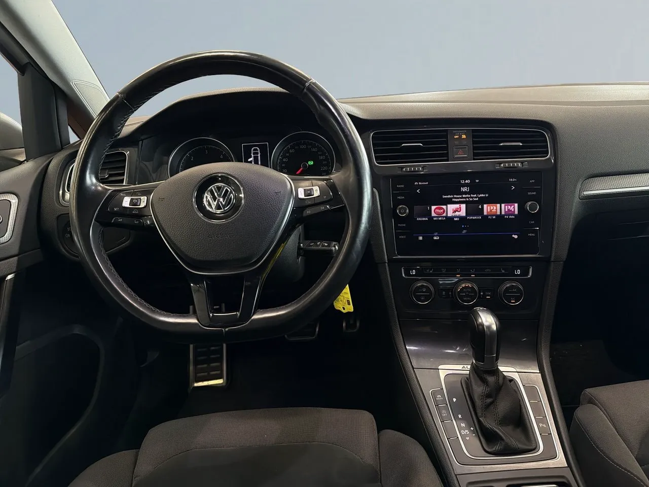 Vehicle image 7