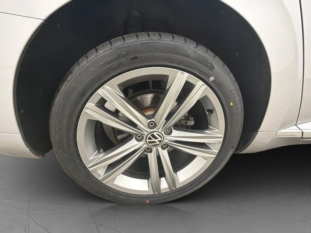 Vehicle image 31
