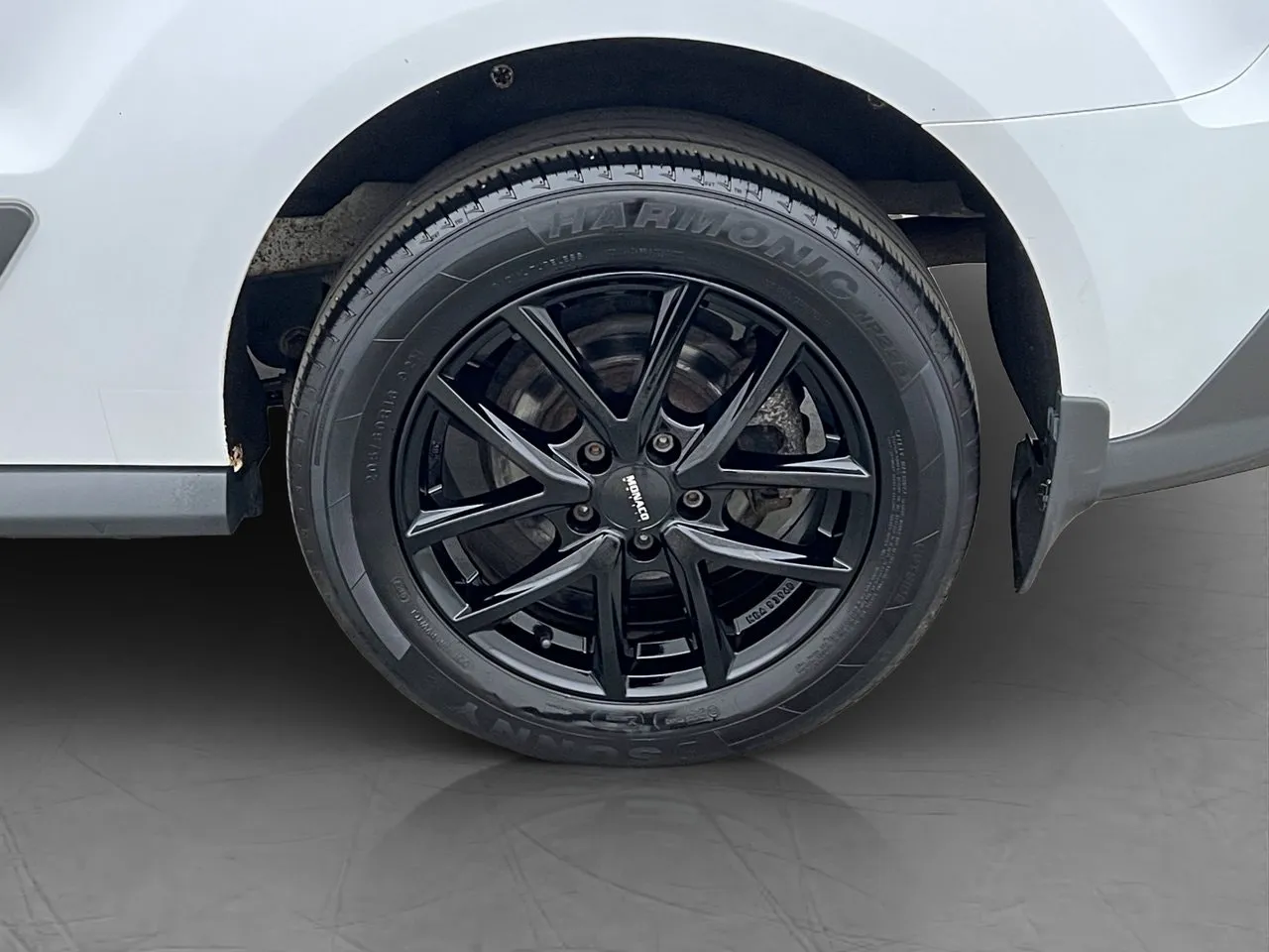 Vehicle image 30