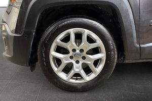 Jeep Renegade bild 16