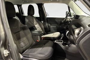 Jeep Renegade bild 15